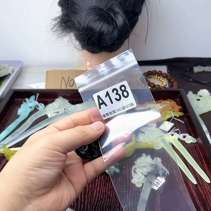 蛇纹石玉发饰合金细***裳