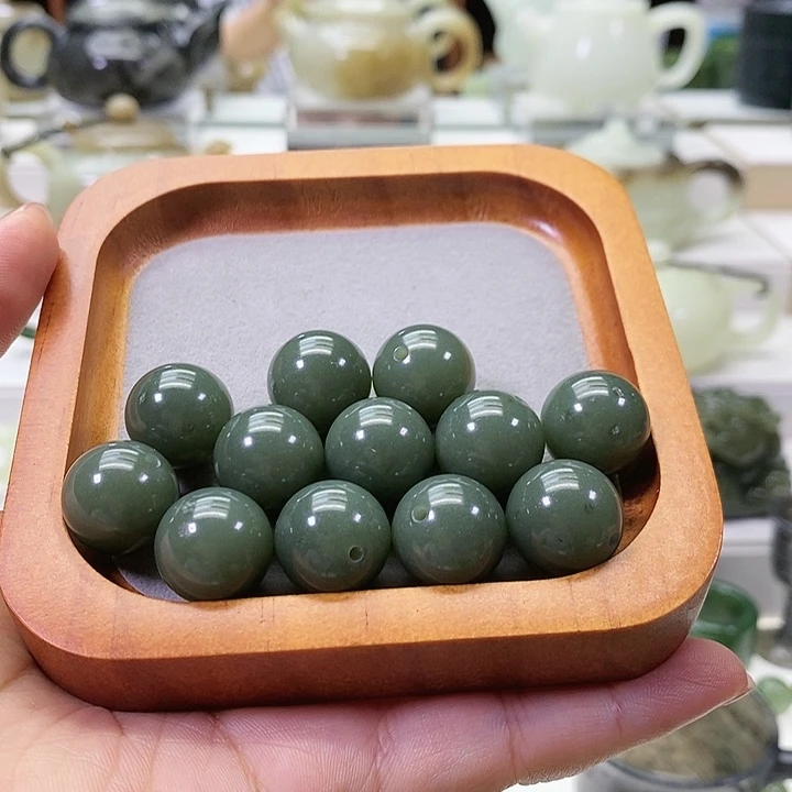 未镶嵌和田玉挂件炽**晖手串