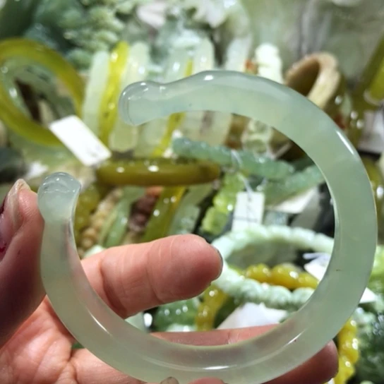 岫玉未镶嵌手镯53