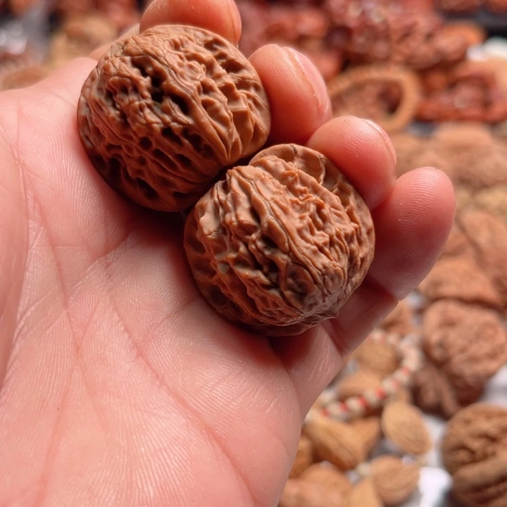 文玩核桃把件山地磨盘手捻