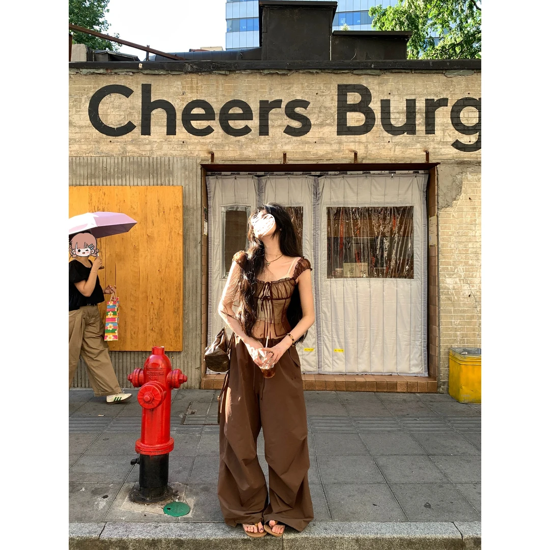 辣妹短袖小衫+内搭背心+美式棕色工装裤女  81059