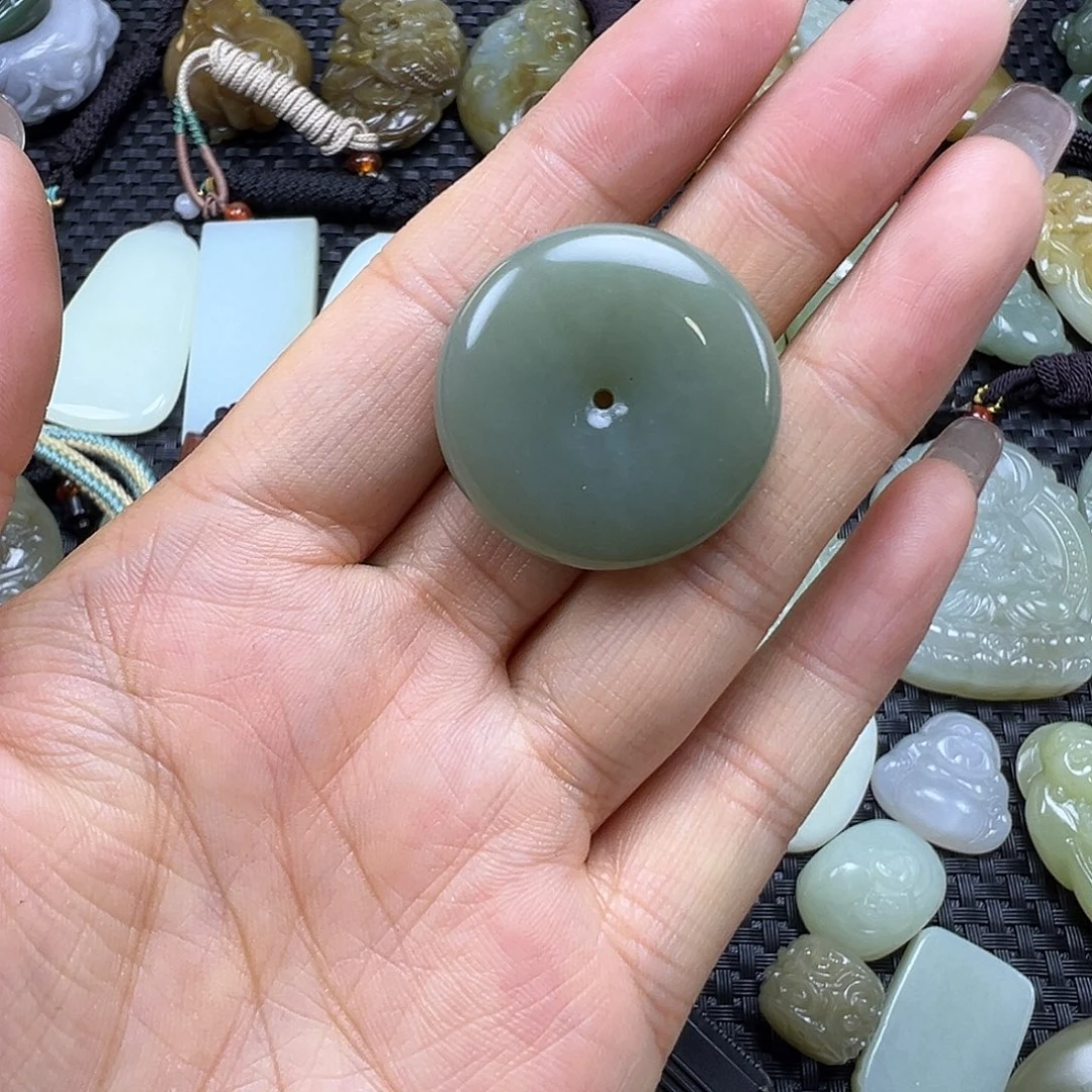 和田玉未镶嵌吊坠(不含链)卡29.6