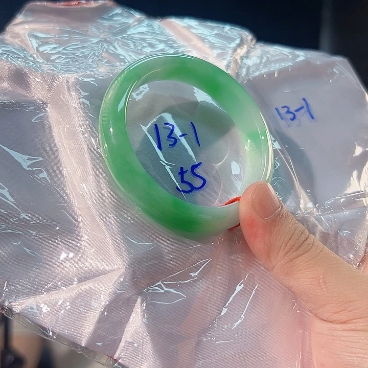 颈饰未镶嵌翡翠知*