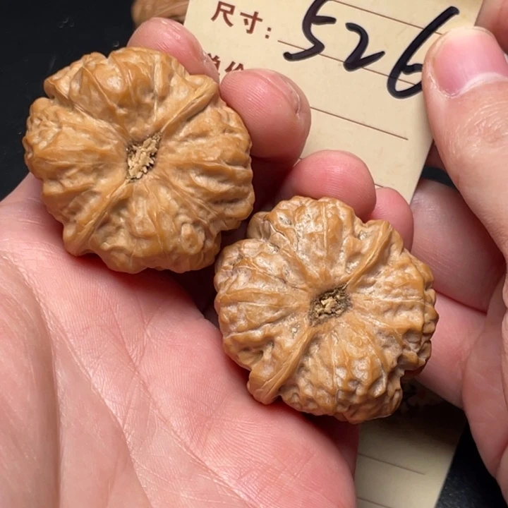把件文玩核桃蛙蛙38尺白茬526