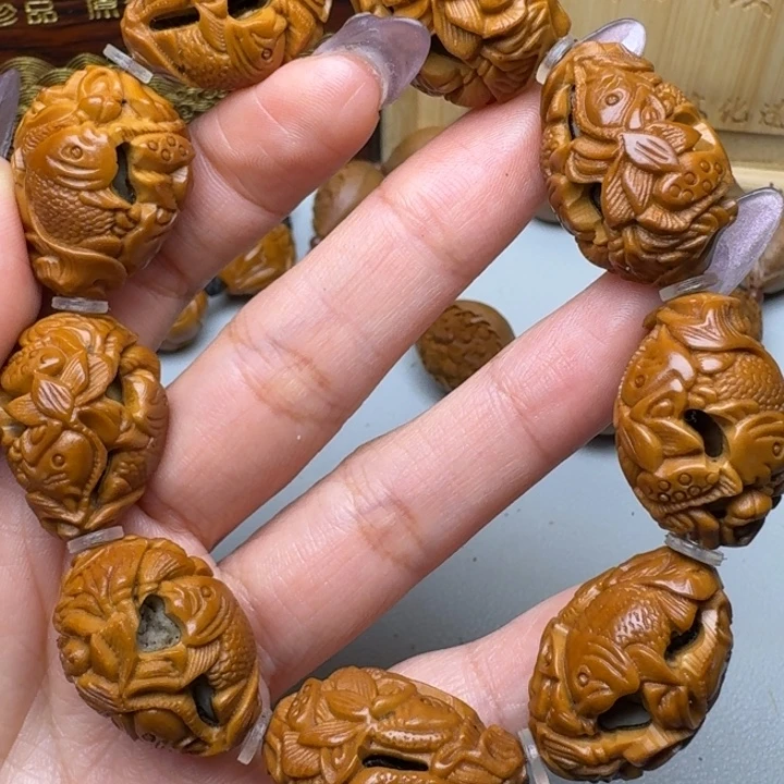 手串/手链橄榄核鱼戏莲花