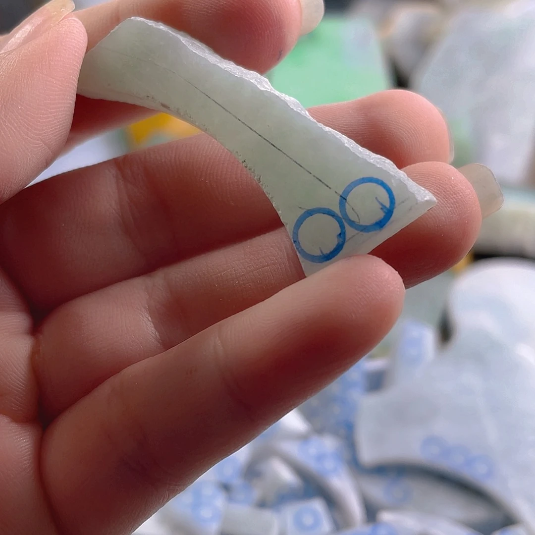 散珠翡翠?****球a a a a a a