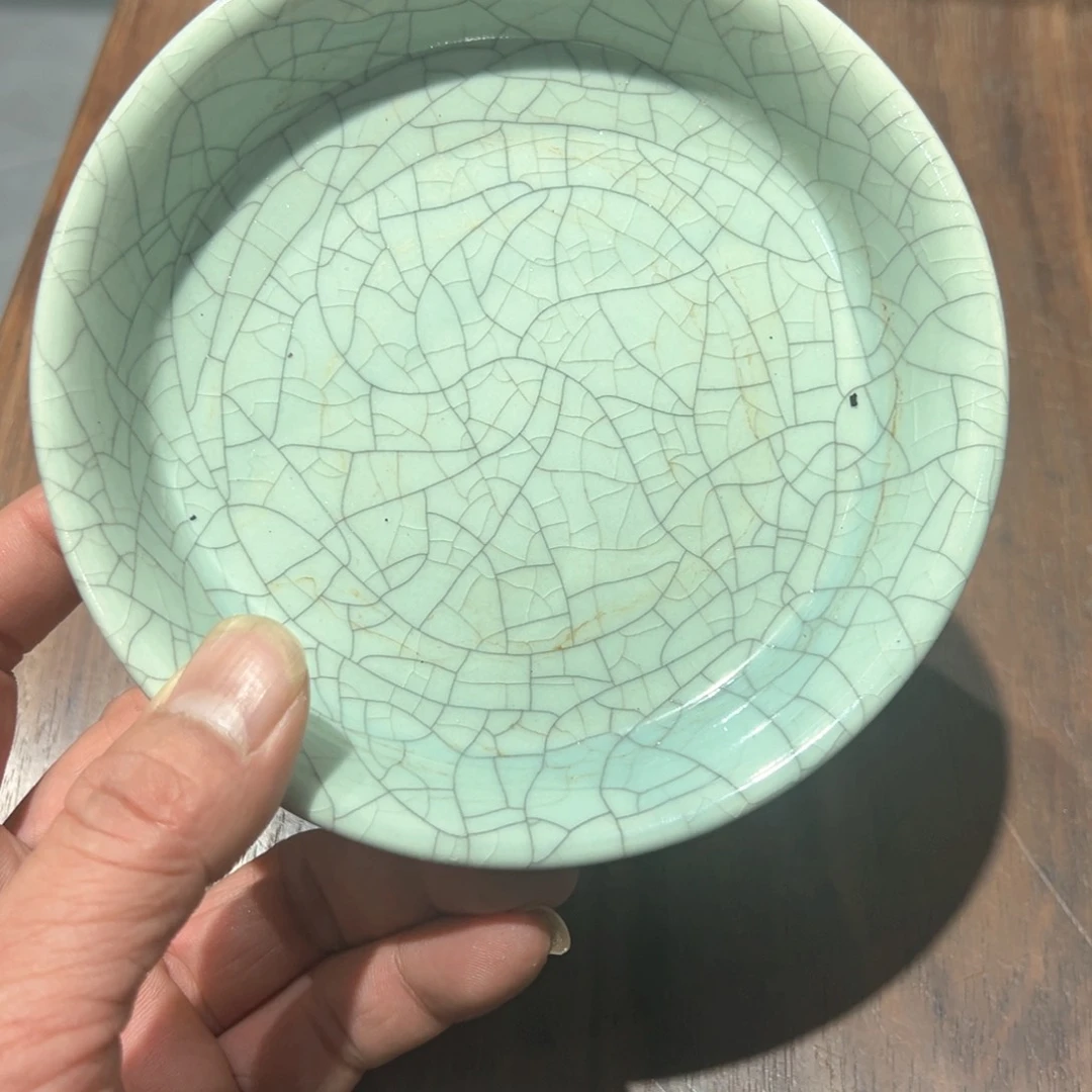 拉*在＂这两＂这两：是我们自己给她