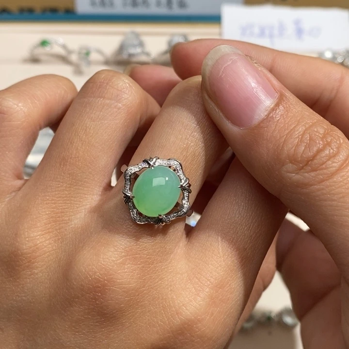 翡翠颈饰18K金镶嵌…