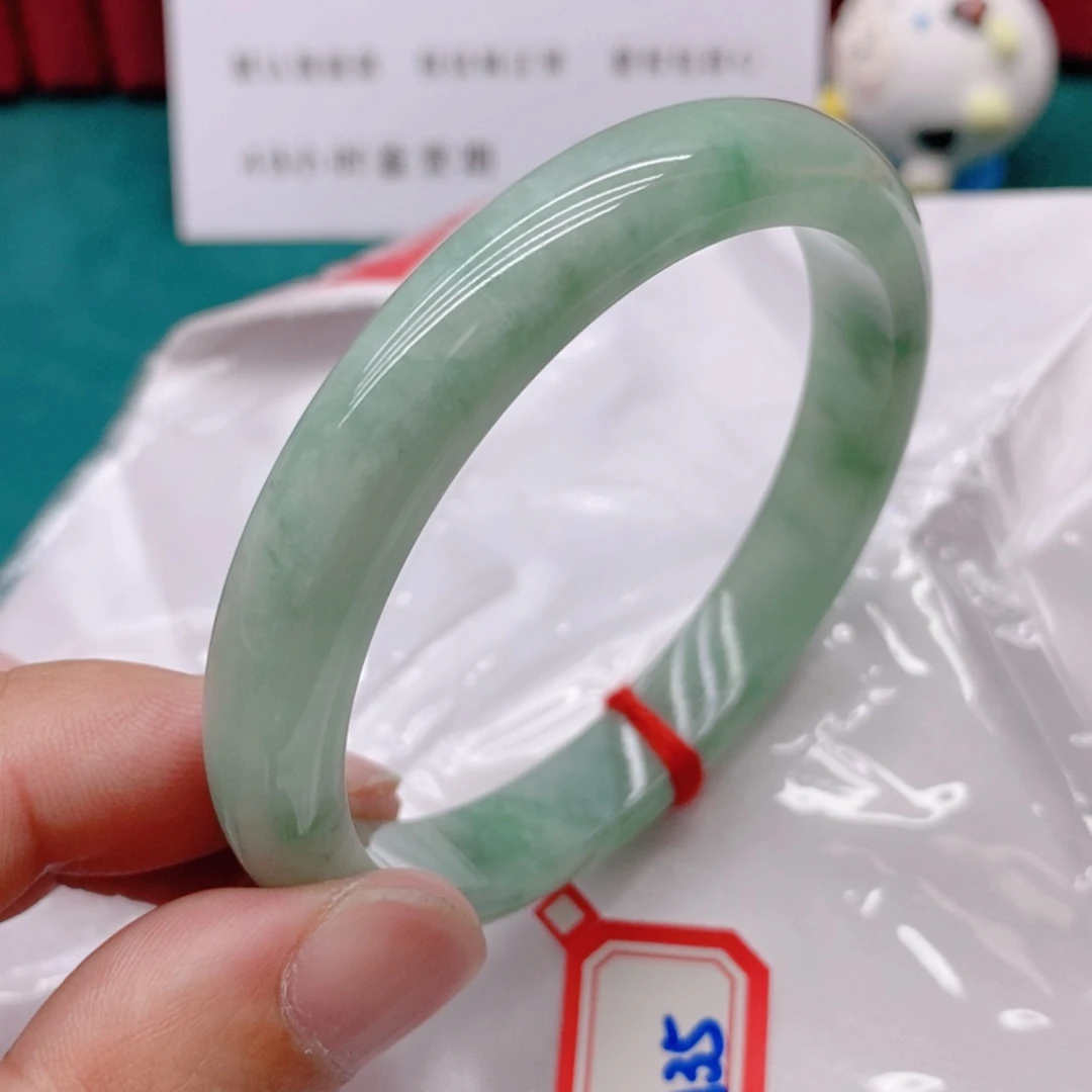 翡翠手镯未镶嵌A35555/60