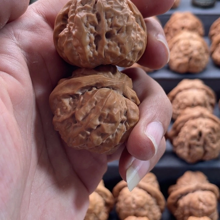 文玩核桃吊坠王*振蛤蟆39