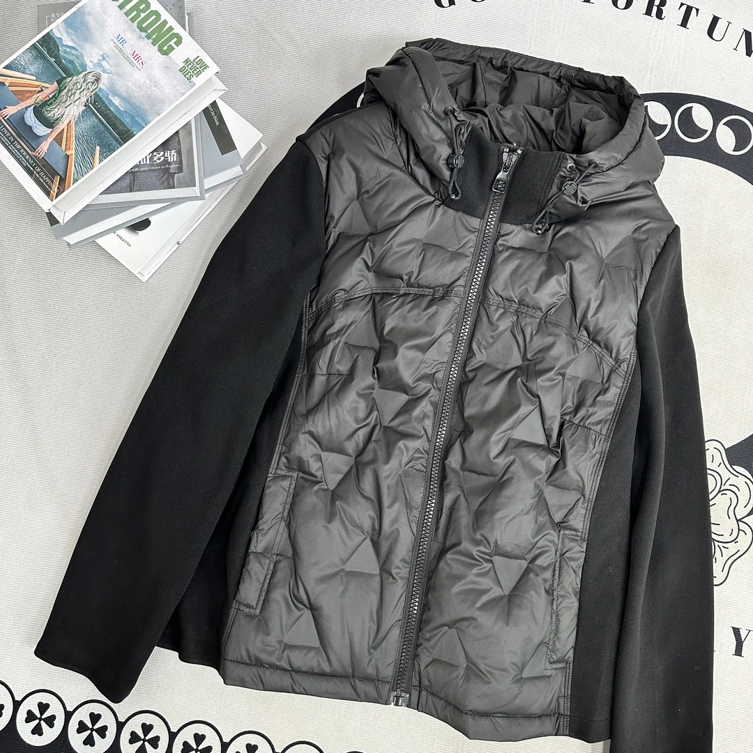 【芮娜依莲】秋冬运动拼接连帽羽绒服-9547