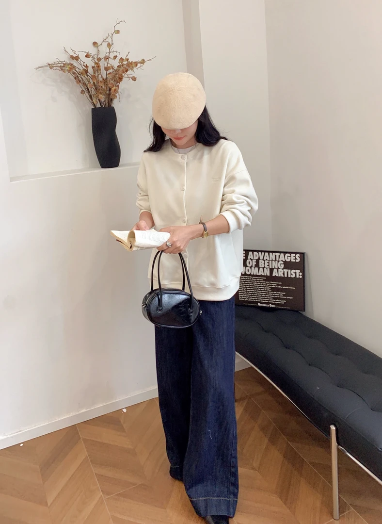 常规纽扣开衫外套刺绣圆领慵懒长袖少女风高领百搭女装