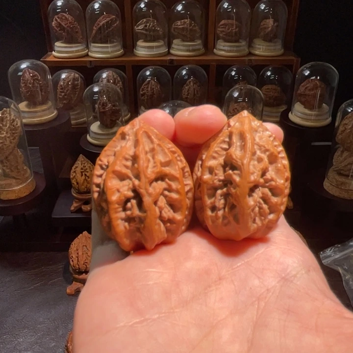 把件文玩核桃红油狮子头