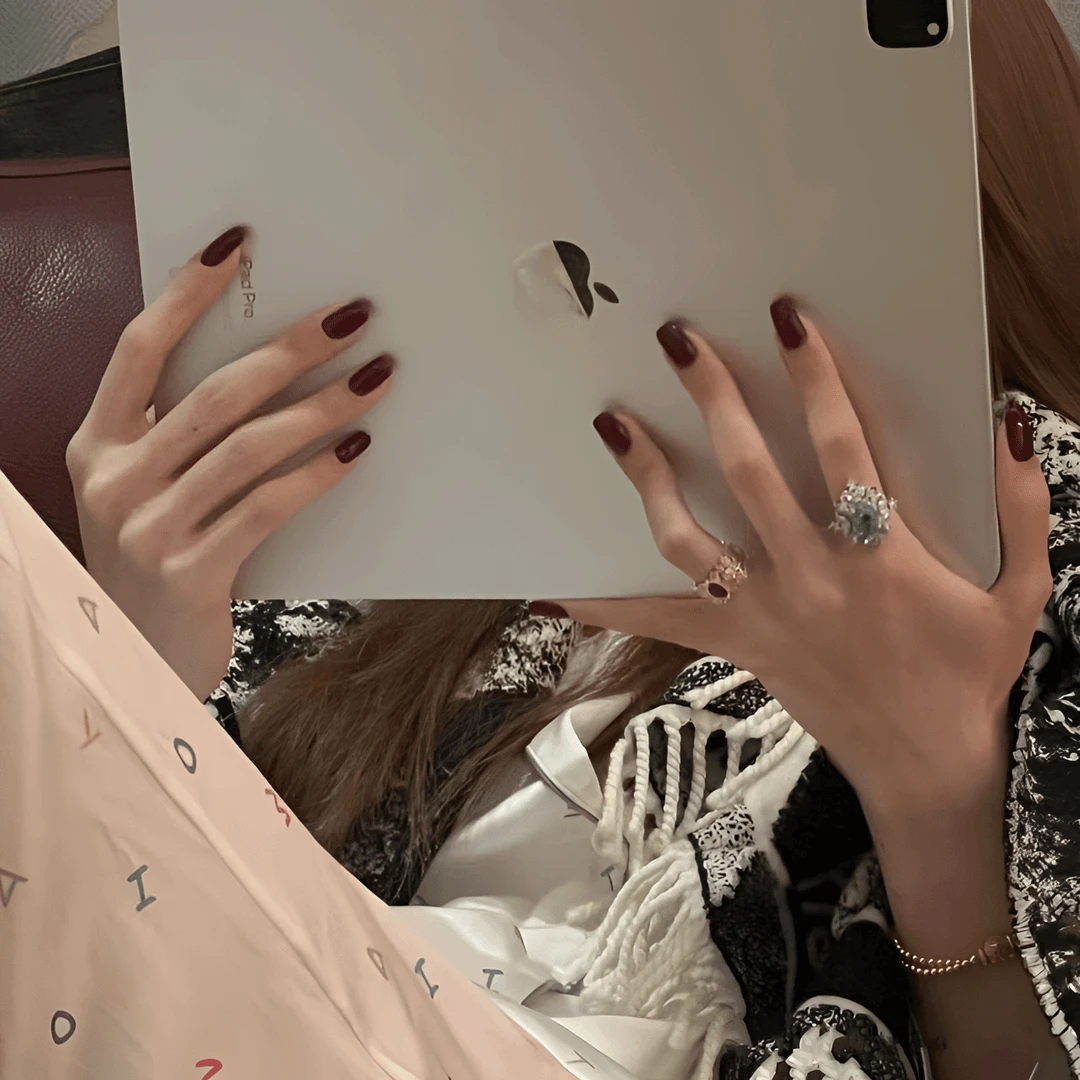 【典雅时光】海棠小辣椒高级车厘子色显白美甲穿戴甲纯色韩系风短款