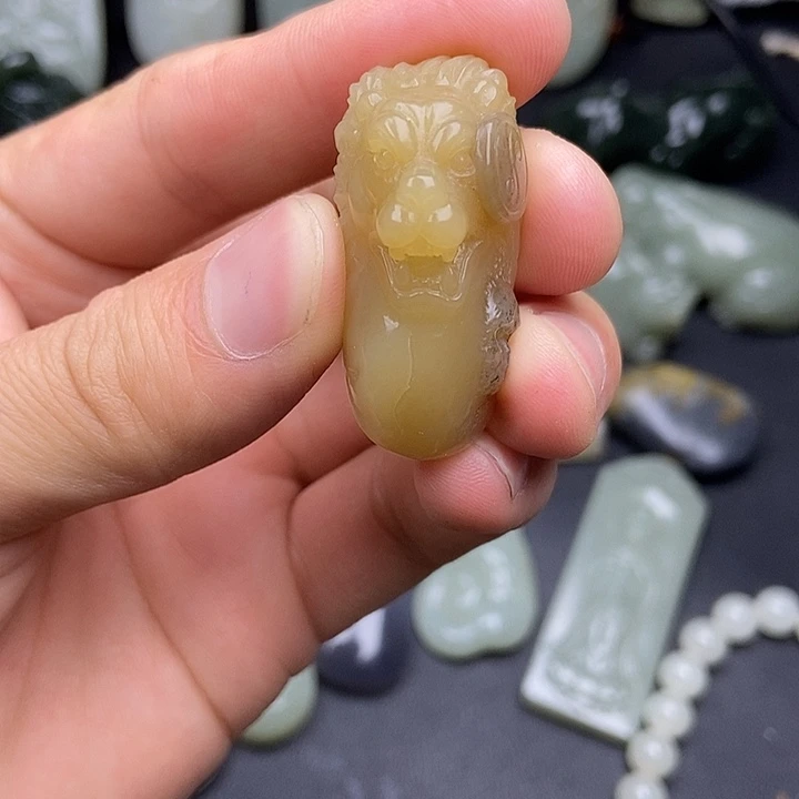 未镶嵌和田玉挂件