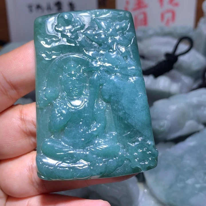 翡翠未镶嵌颈饰保真天然A货翡翠