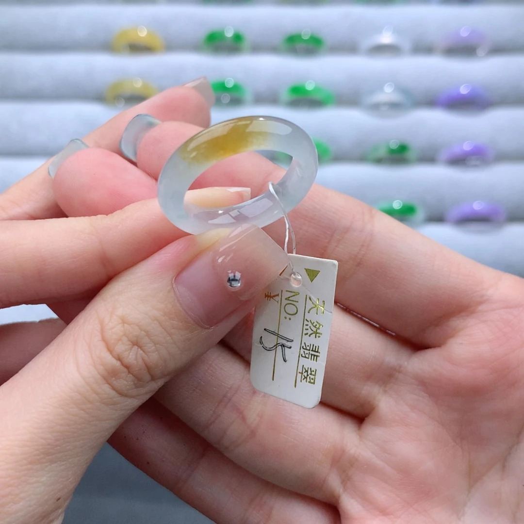 翡翠未镶嵌戒指戒指
