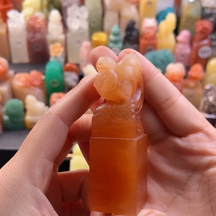 云南石印石牛*?手工定制2.5厘米，鱼