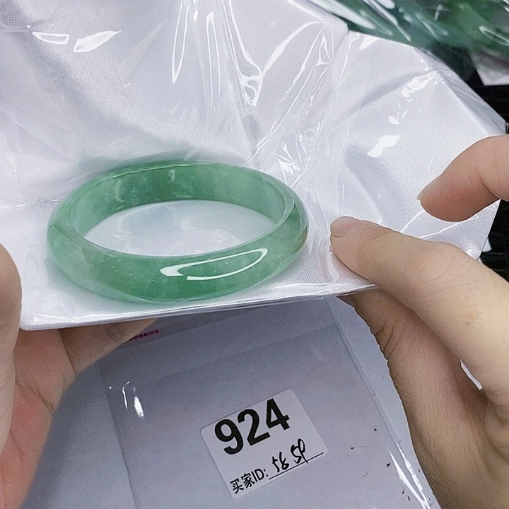 翡翠未镶嵌手镯一图一物实物为准