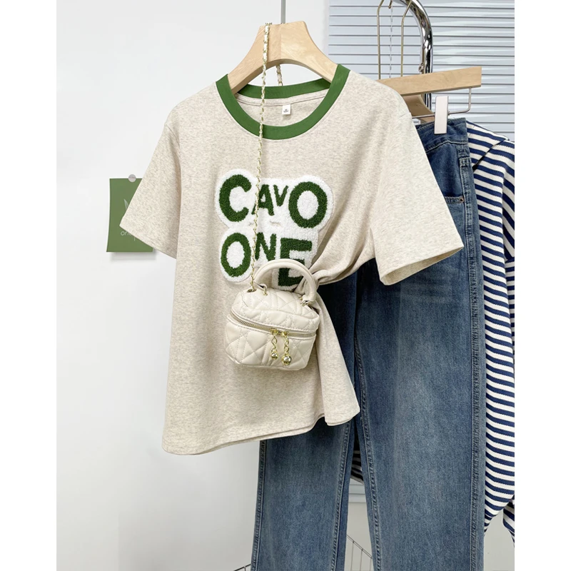 韩版字母刺绣设计感t恤衫正肩时尚显瘦短袖女微胖mm宽松显瘦女装