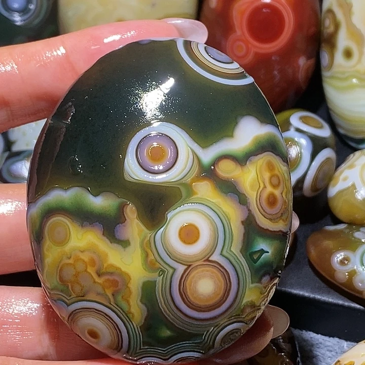 玛瑙/玉髓未镶嵌珠宝奇石42