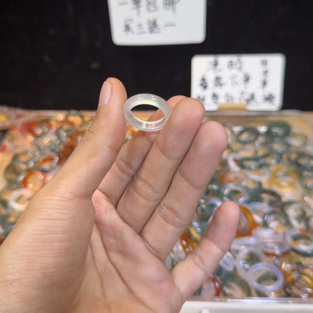 玛瑙/玉髓戒指未镶嵌312号10 圈有瑕疵看好一单