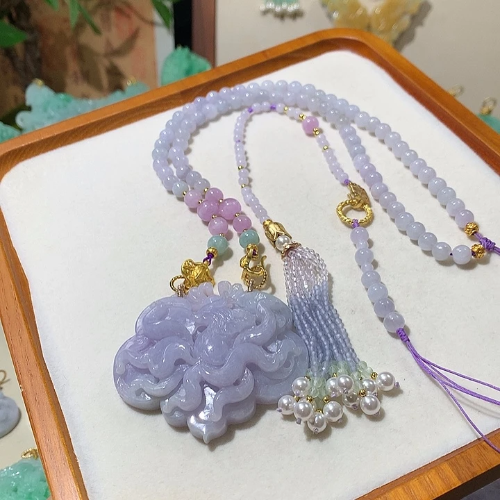 翡翠未镶嵌颈饰翡翠吊坠