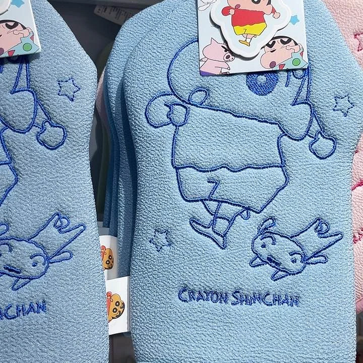 毛绒蓝色小新澡巾