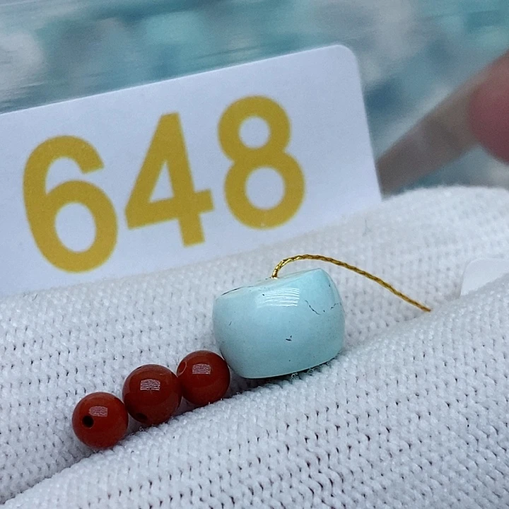 南红玛瑙未镶嵌珠宝奇石