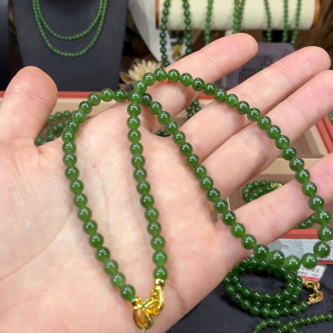 和田玉（碧玉）未镶嵌颈饰