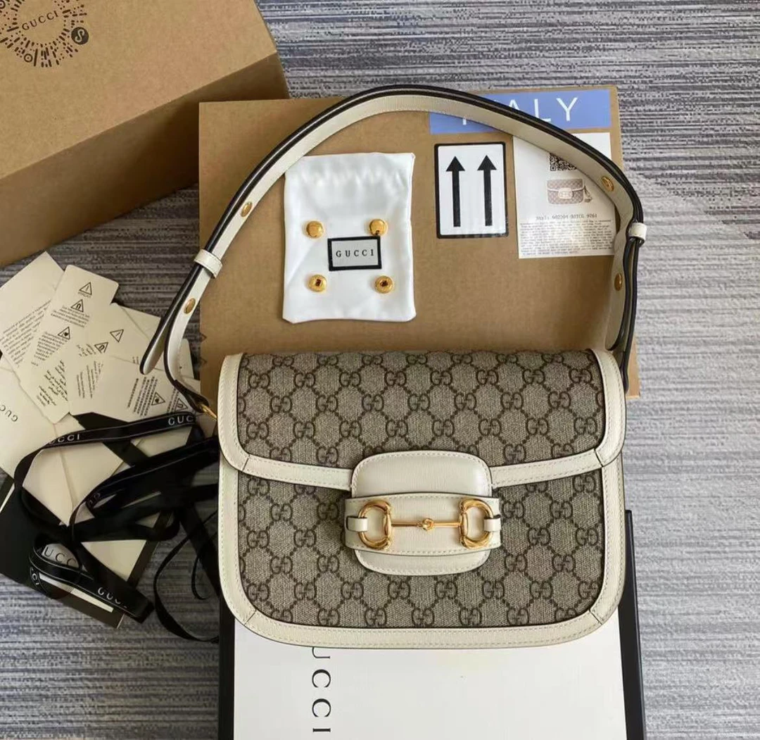 95新 GUCCI/古驰 古驰b1366白色1955老花马鞍