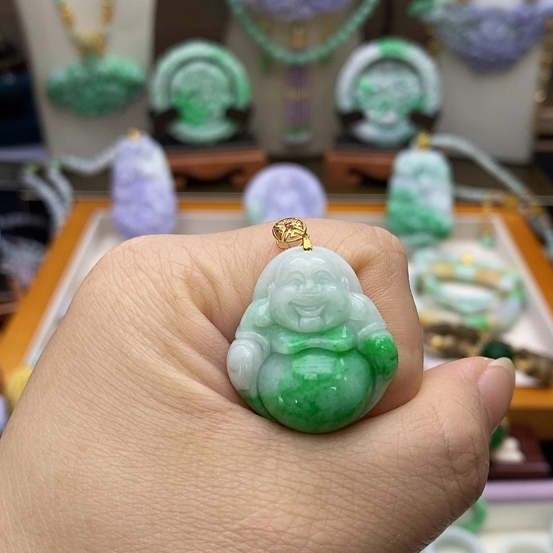 翡翠未镶嵌颈饰吊坠