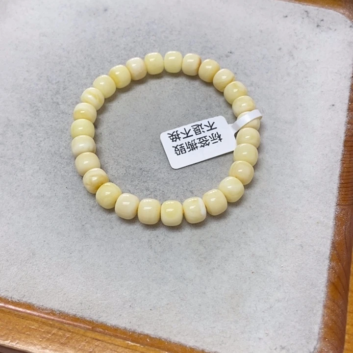 未镶嵌蜜蜡裸石串