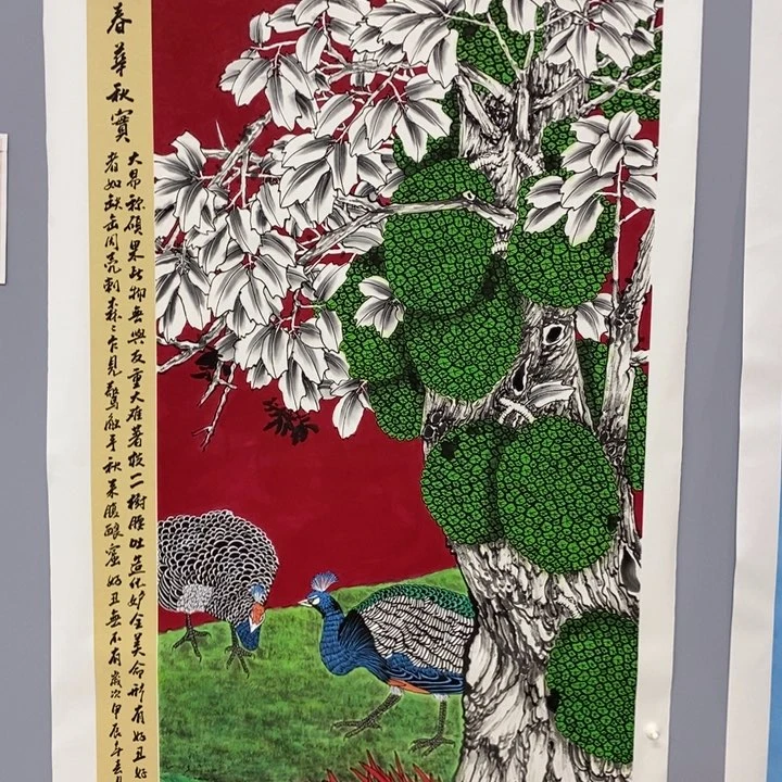 手绘作品等多种形式进行