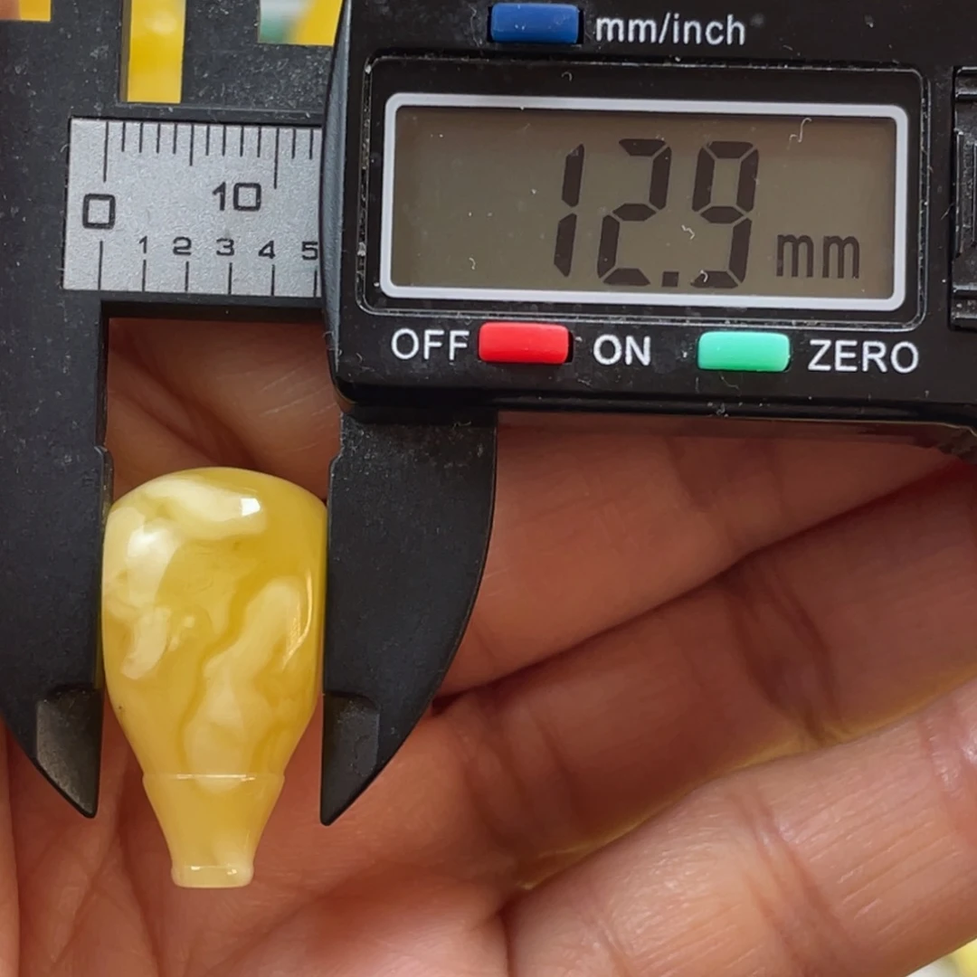 【闪购商品】裸石蜜蜡未镶嵌9杂