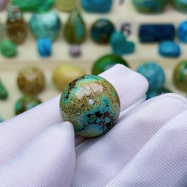 绿松石未镶嵌配饰大****记