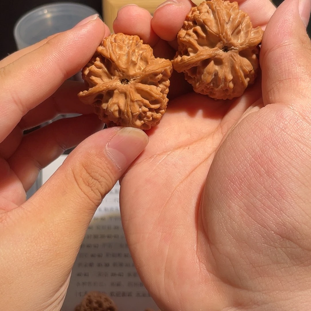 文玩核桃吊坠乔**叔苹果