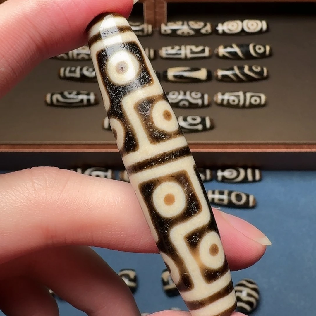 未镶嵌颈饰玛瑙/玉髓上肯超顶十二眼