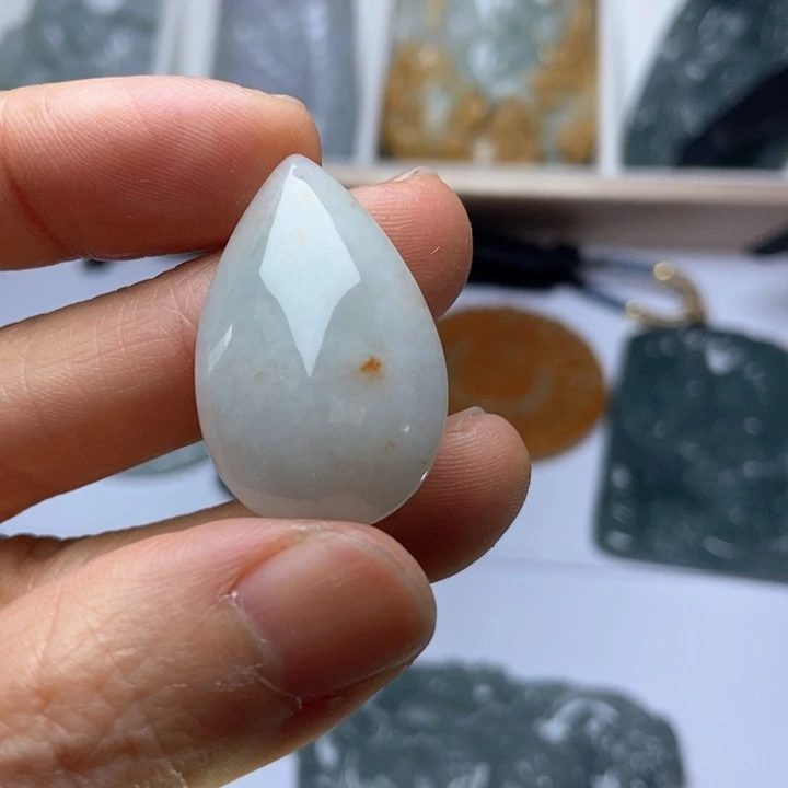 翡翠未镶嵌挂件翡翠