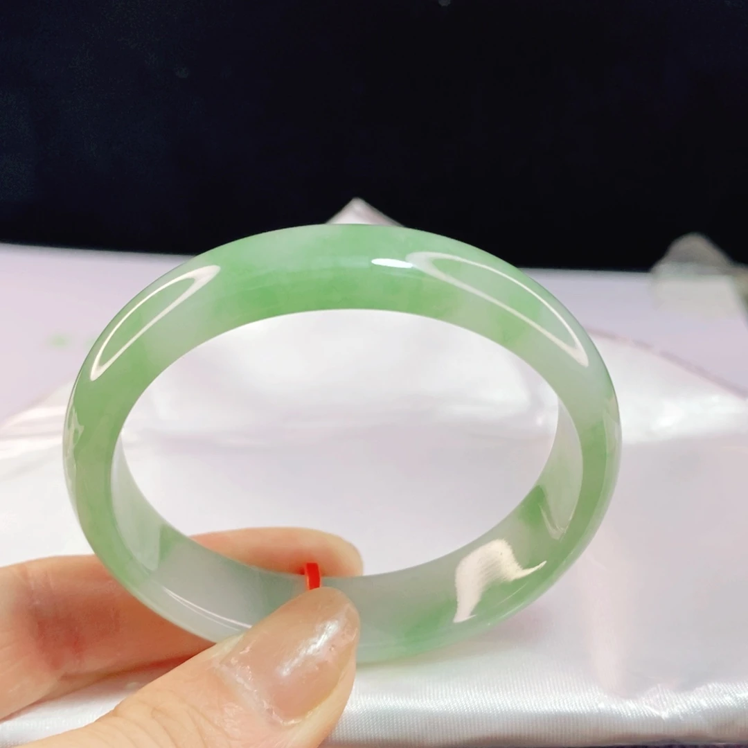 翡翠手镯未镶嵌52.5贵妃