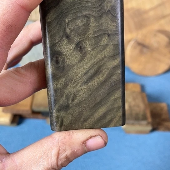 【闪购商品】用****5金丝楠阴沉木无事牌