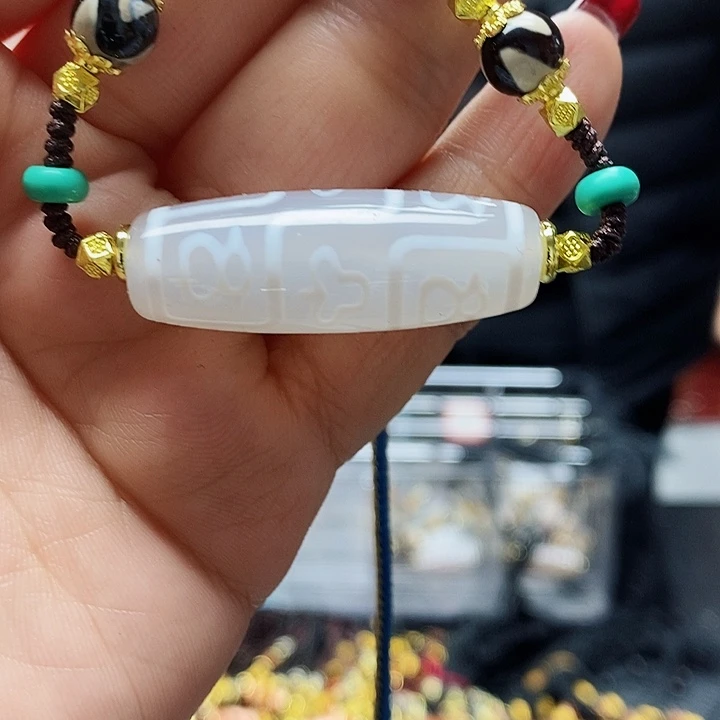 玛瑙/玉髓颈饰合金