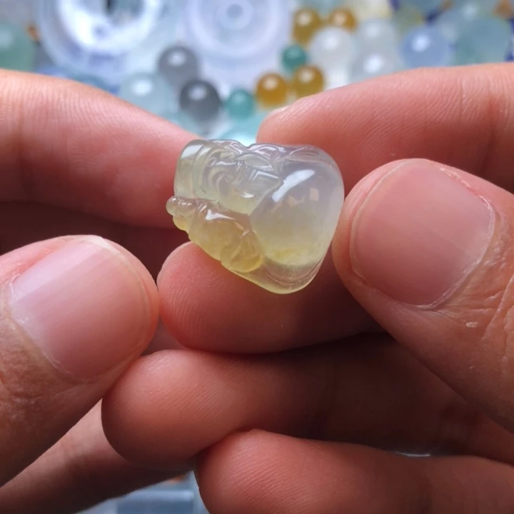 未镶嵌定制翡翠挂件