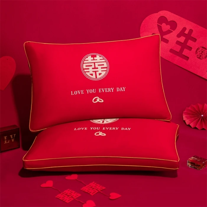 全棉贡缎羽丝绒枕芯大红色婚庆枕头刺绣喜庆高档情侣婚房婚用成人