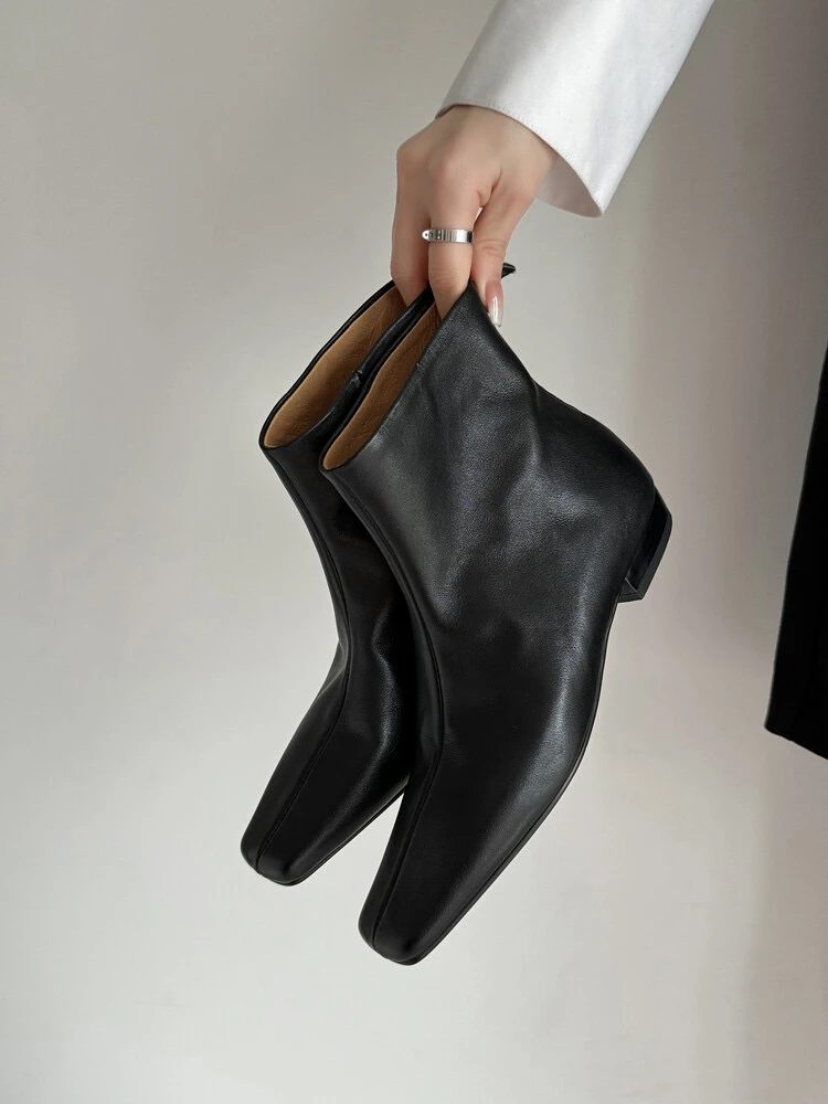 2cm跟高真皮2024年冬季法式百搭时尚复古方头英伦短靴瘦瘦靴1070