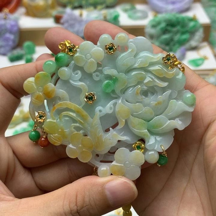 颈饰未镶嵌翡翠翡翠