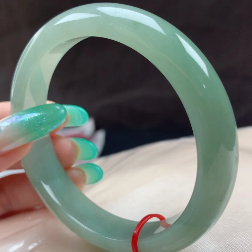 【闪购商品】未镶嵌手镯翡翠97018，