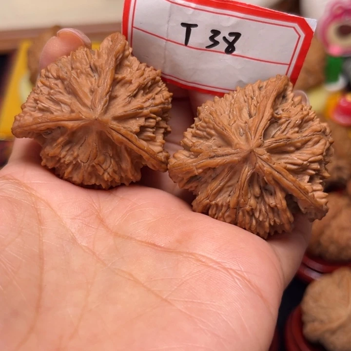 吊坠文玩核桃43全品凹底流星雨奔38