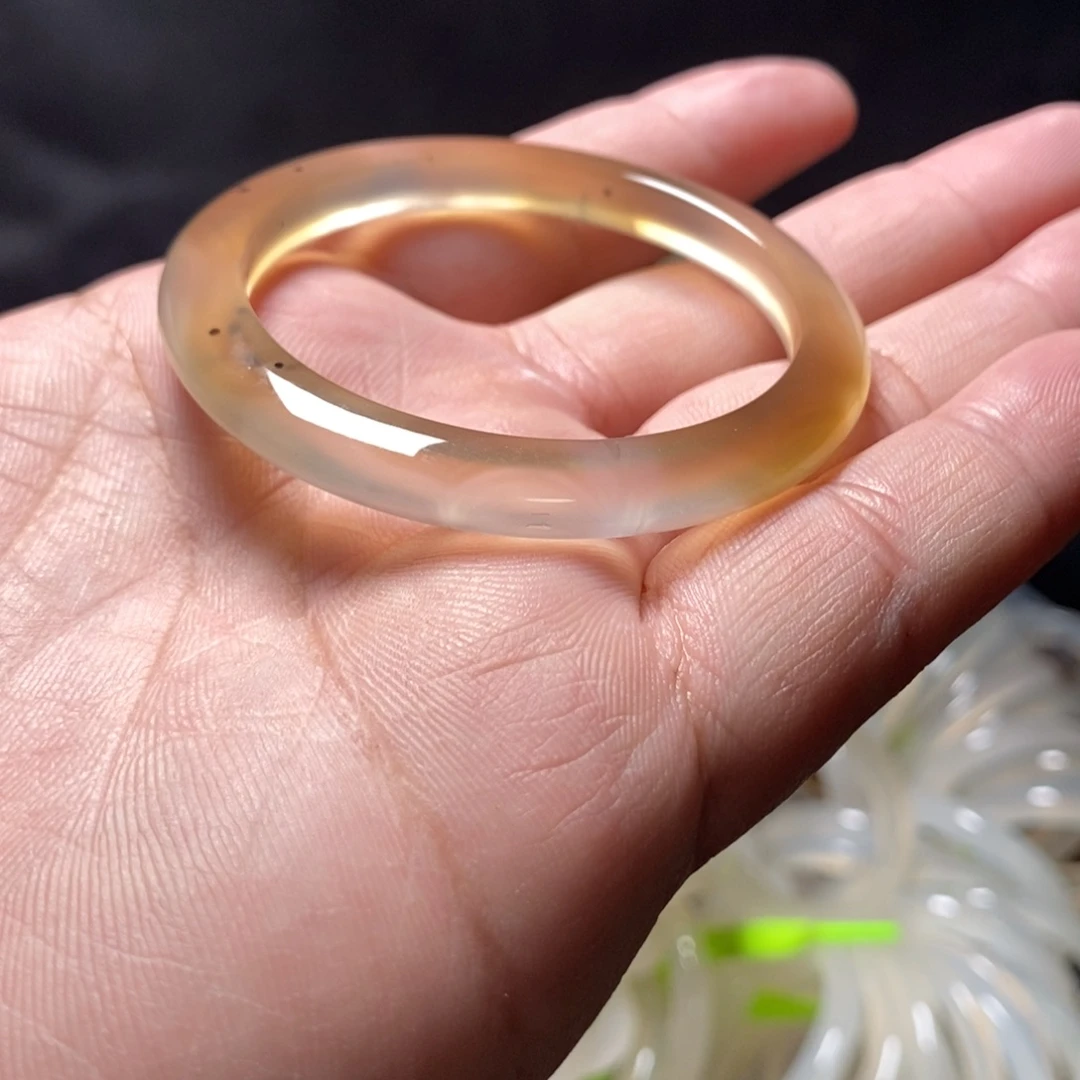 太***者玛瑙/玉髓未镶嵌手镯