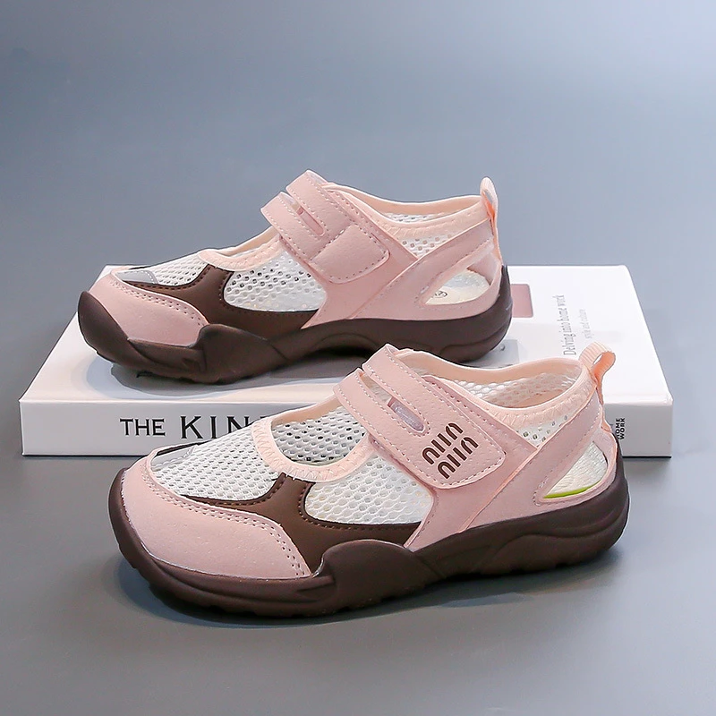 2025年夏季新款男女儿童透气学生软底防滑一脚蹬沙滩小女孩凉鞋